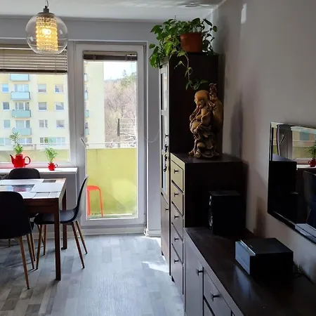 Lägenhet Apartament Z Widokiem Na Las Sopot