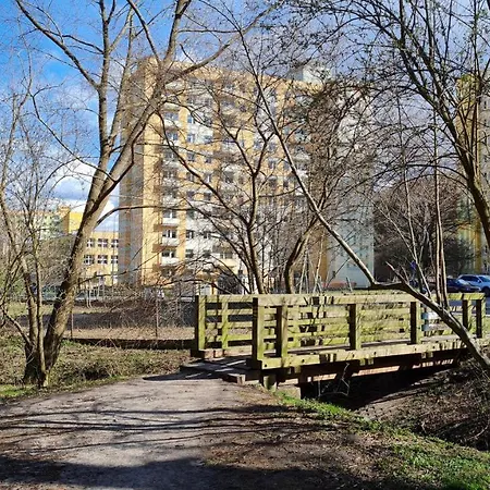 Lägenhet Apartament Z Widokiem Na Las Sopot